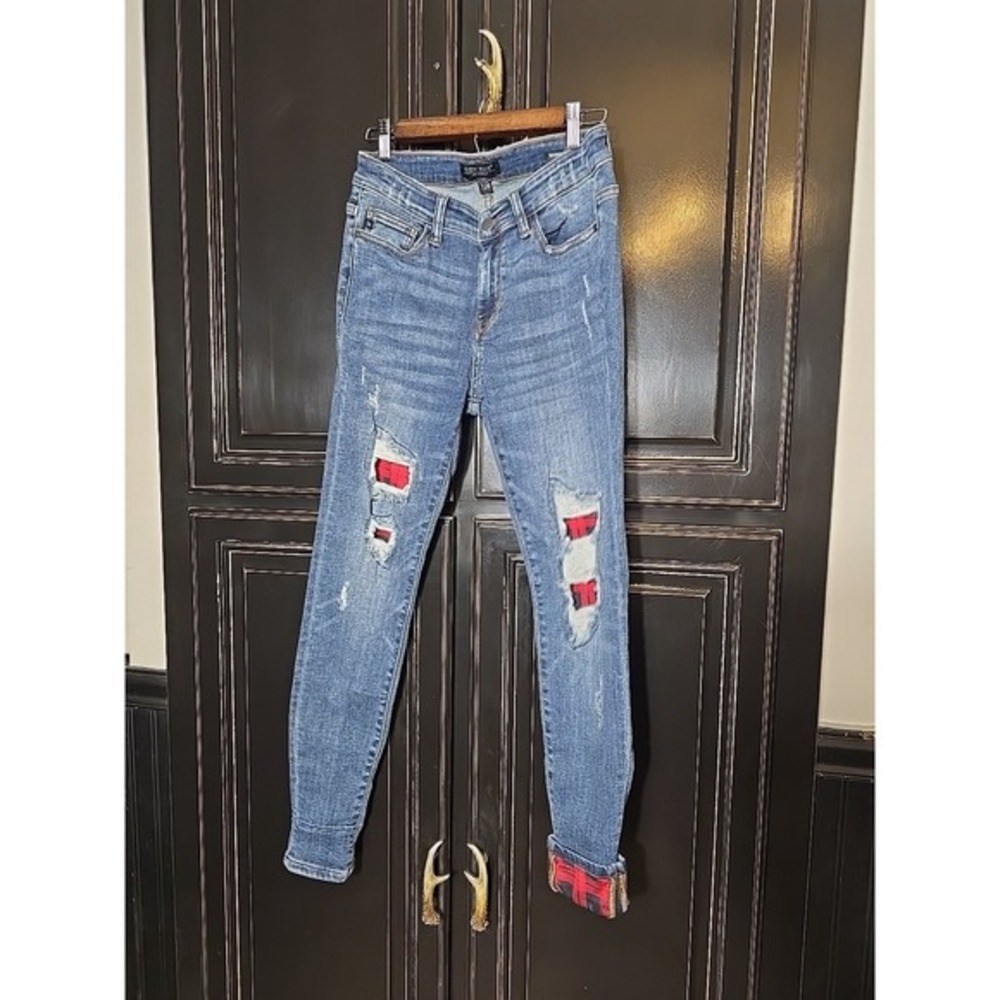 Judy Blue Buffalo Plaid Patch Skinny Jeans Ripped Distressed‎ 7/28 Stretch Denim